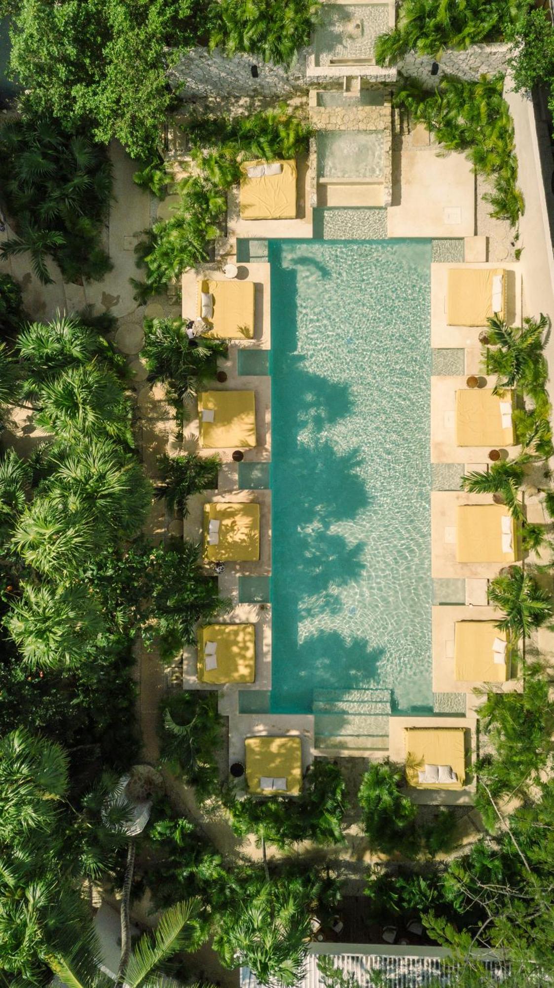 La Valise Hotel