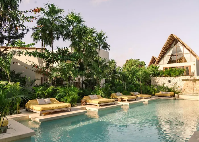 La Valise Tulum
