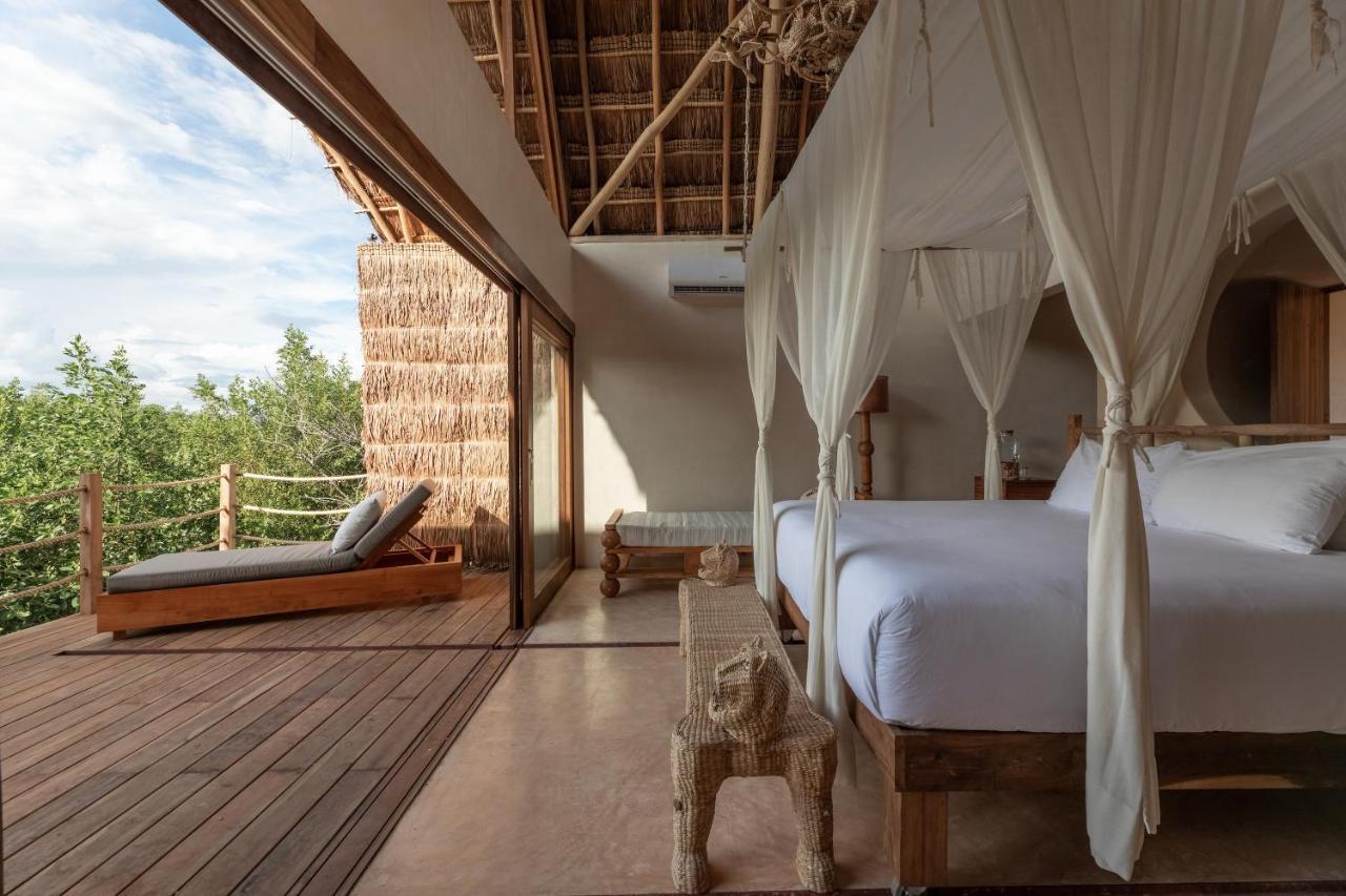 La Valise Hotel